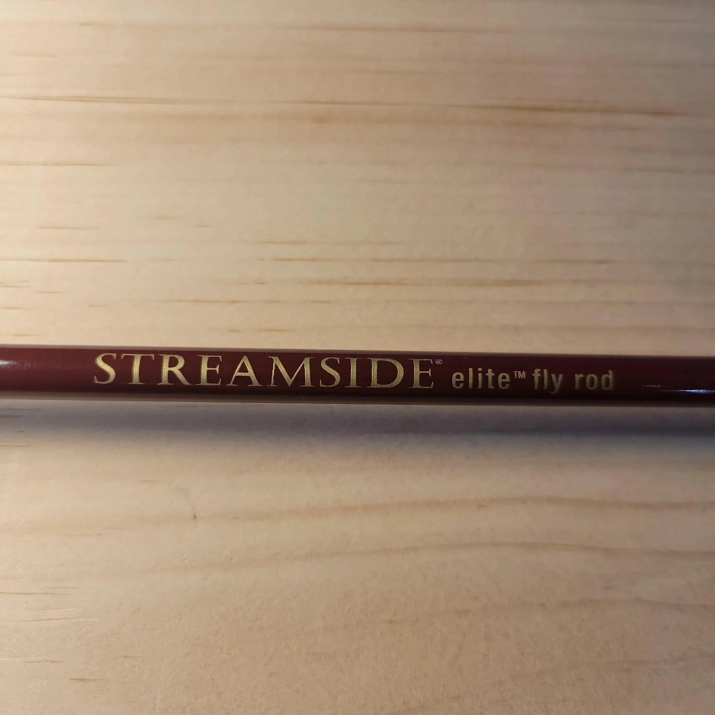 Streamside Elite Fly Rod 2pc LW5 7ft w/Case.