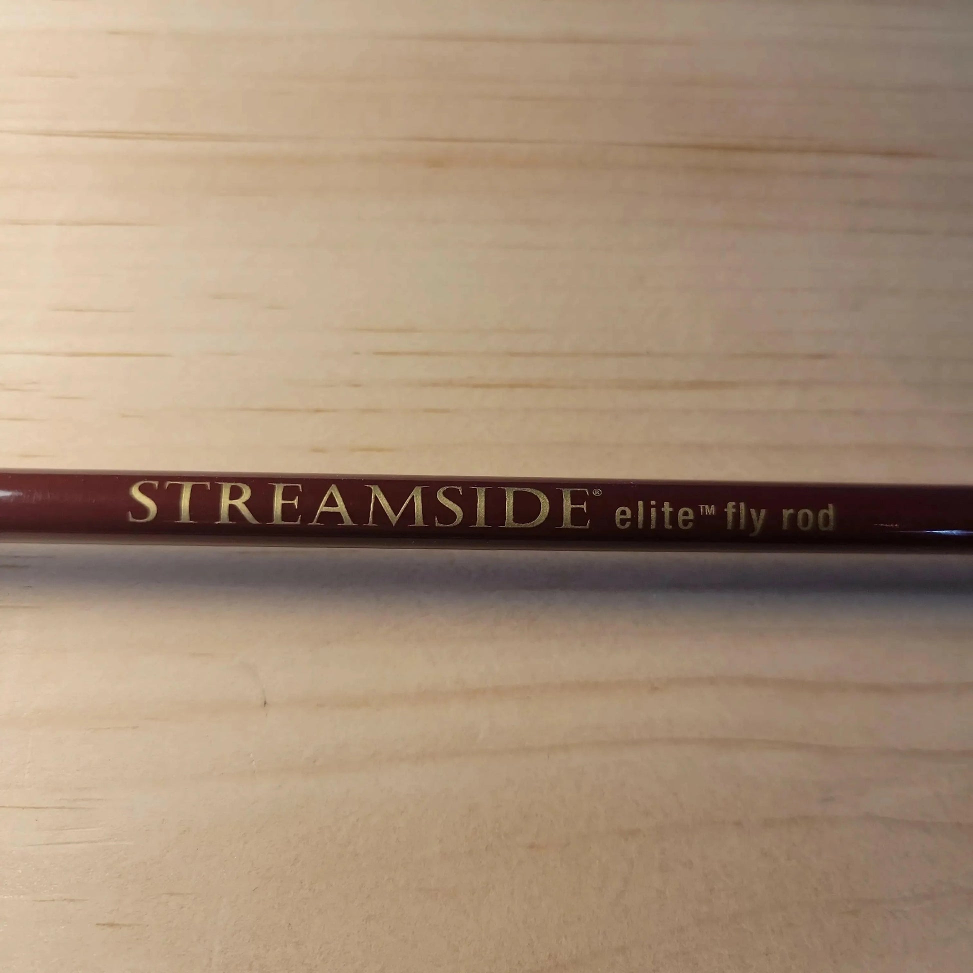 Streamside Elite Fly Rod 2pc LW5 7ft w/Case.