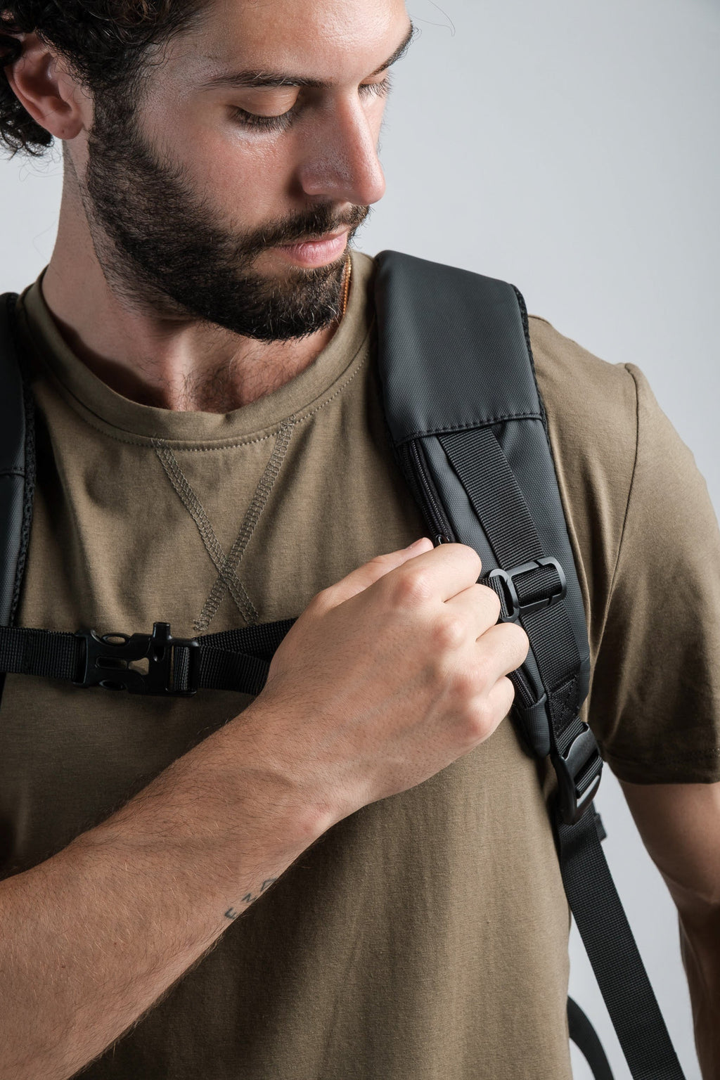 Voyager Expandable Backpack 26L / 38L with Built-in Rain Coat