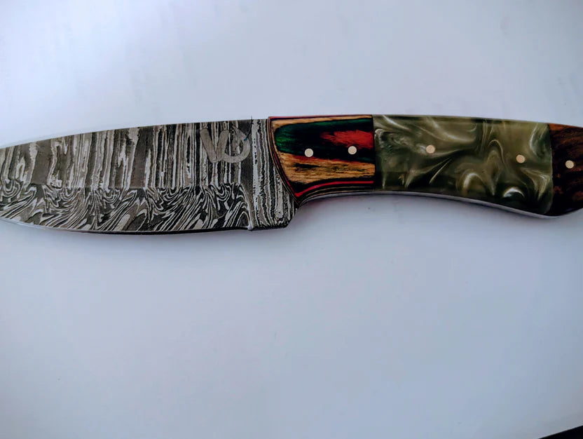 🍁Valour Outdoors Damascus Skinning Knife w/Resin Handle