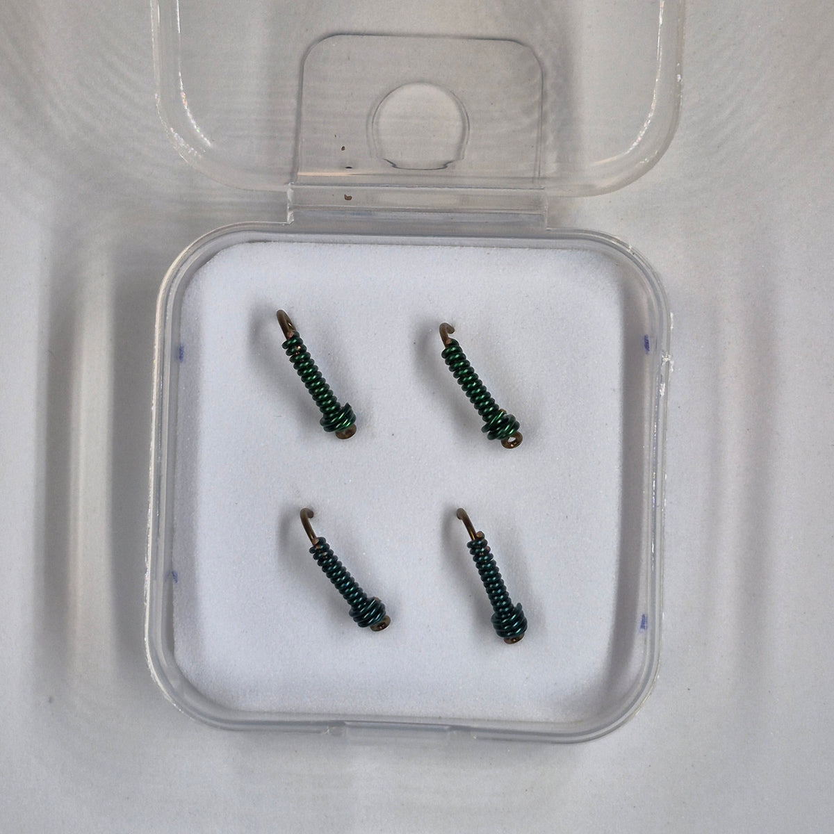 GTB Wire Worms Hook Size #10 4/pk