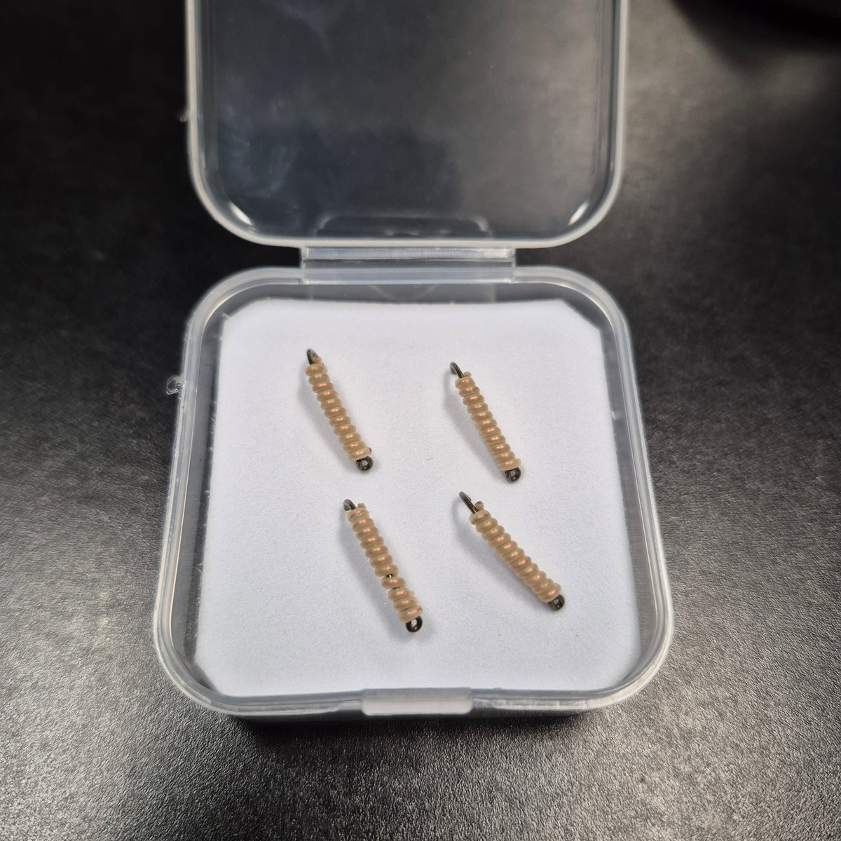 GTB Wire Worms Hook Size #10 4/pk