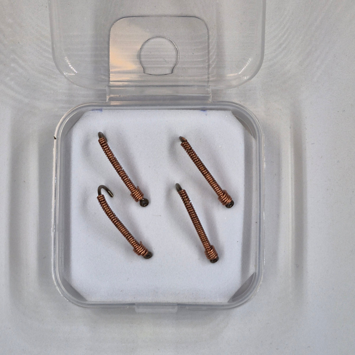 GTB Wire Worms Hook Size #6 4/pk
