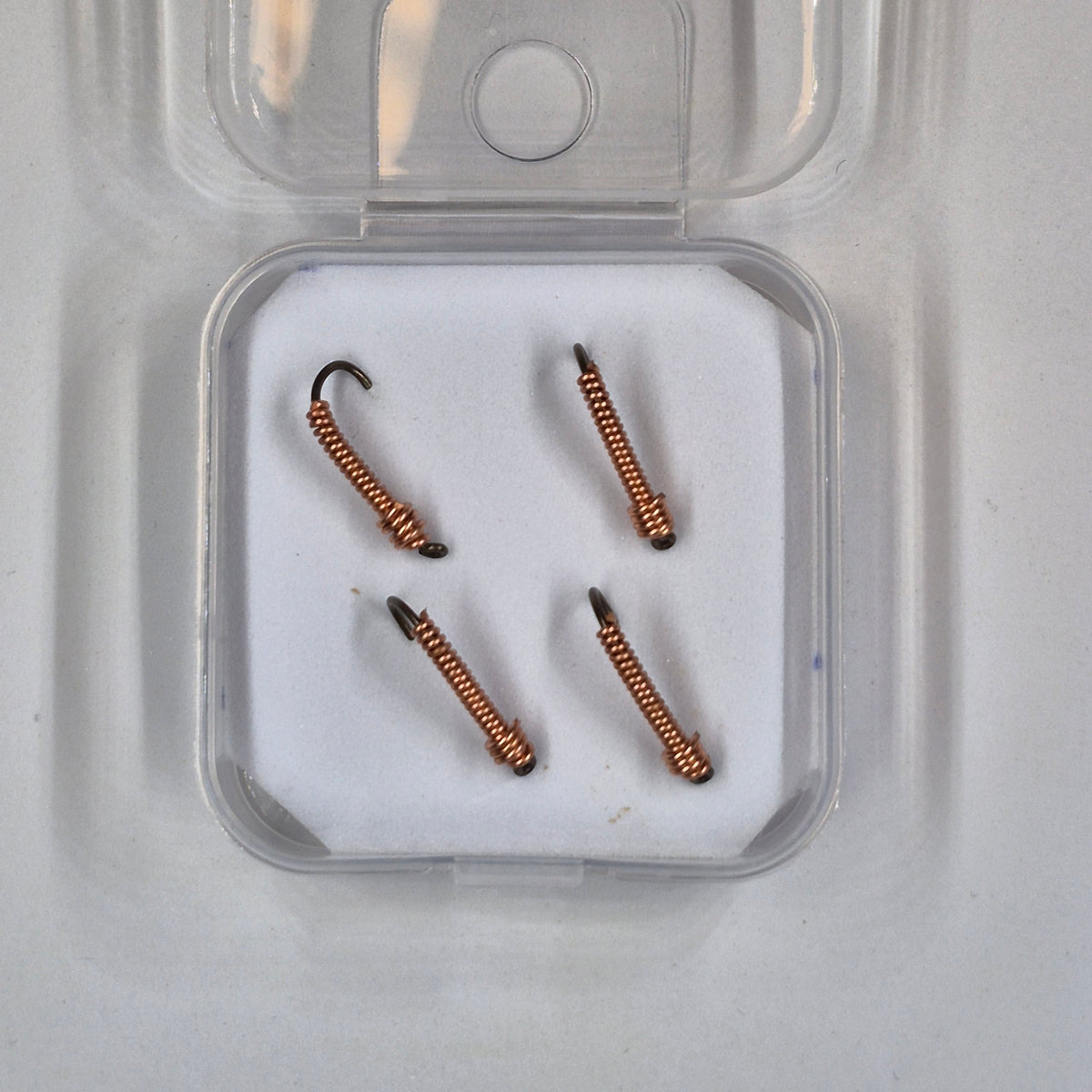 GTB Wire Worms Hook Size #8 4/pk