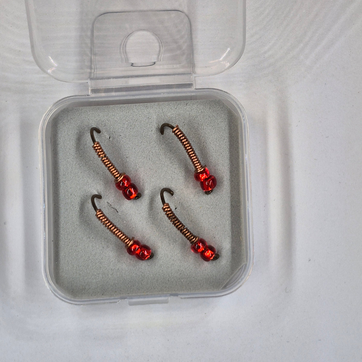 GTB Wire Worms Hook Size #6 4/pk