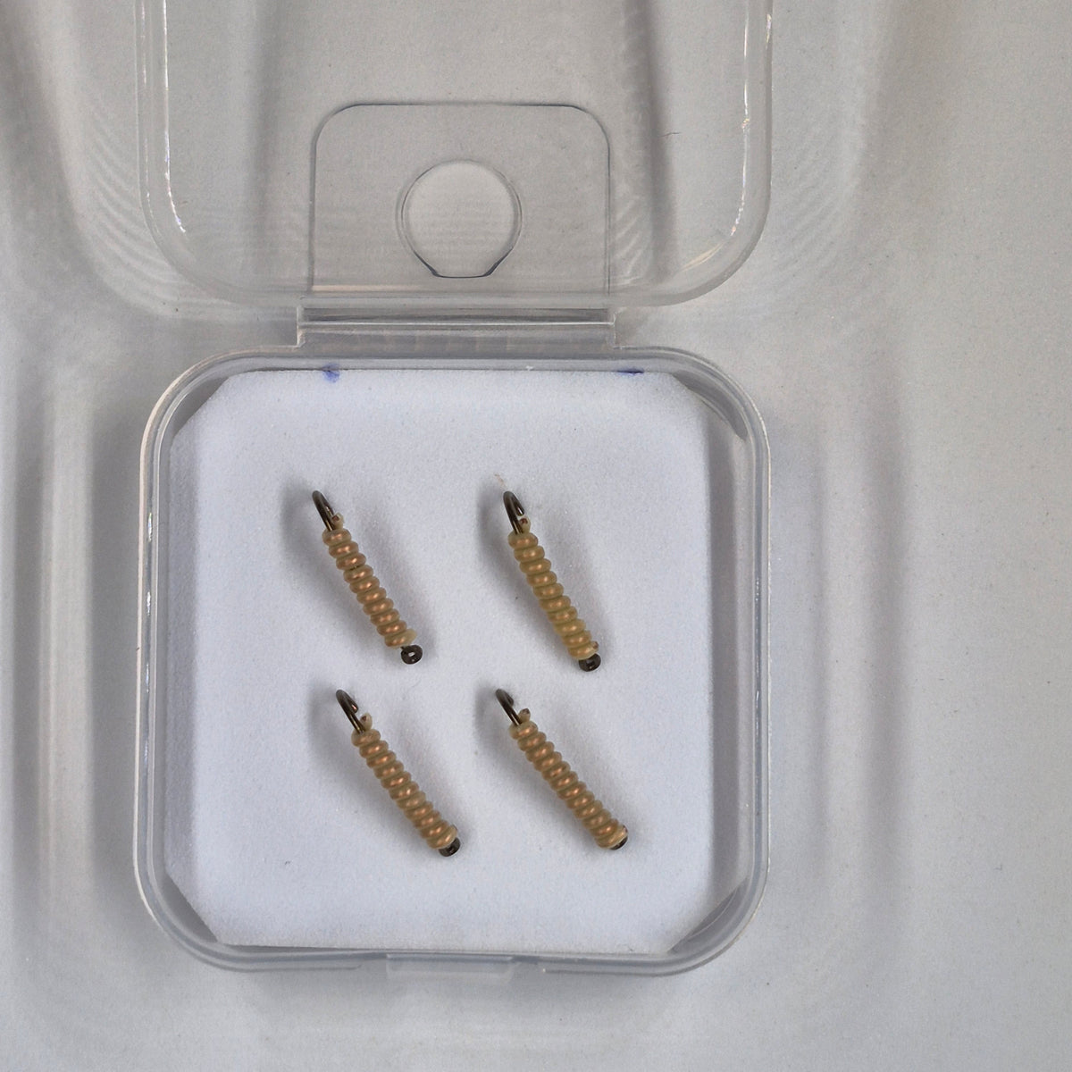 GTB Wire Worms Hook Size #10 4/pk