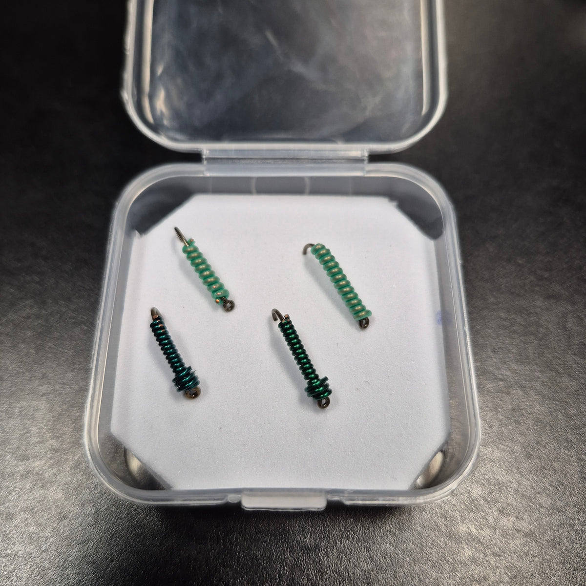 GTB Wire Worms Hook Size #10 4/pk