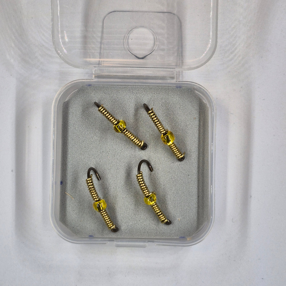GTB Wire Worms Hook Size #6 4/pk