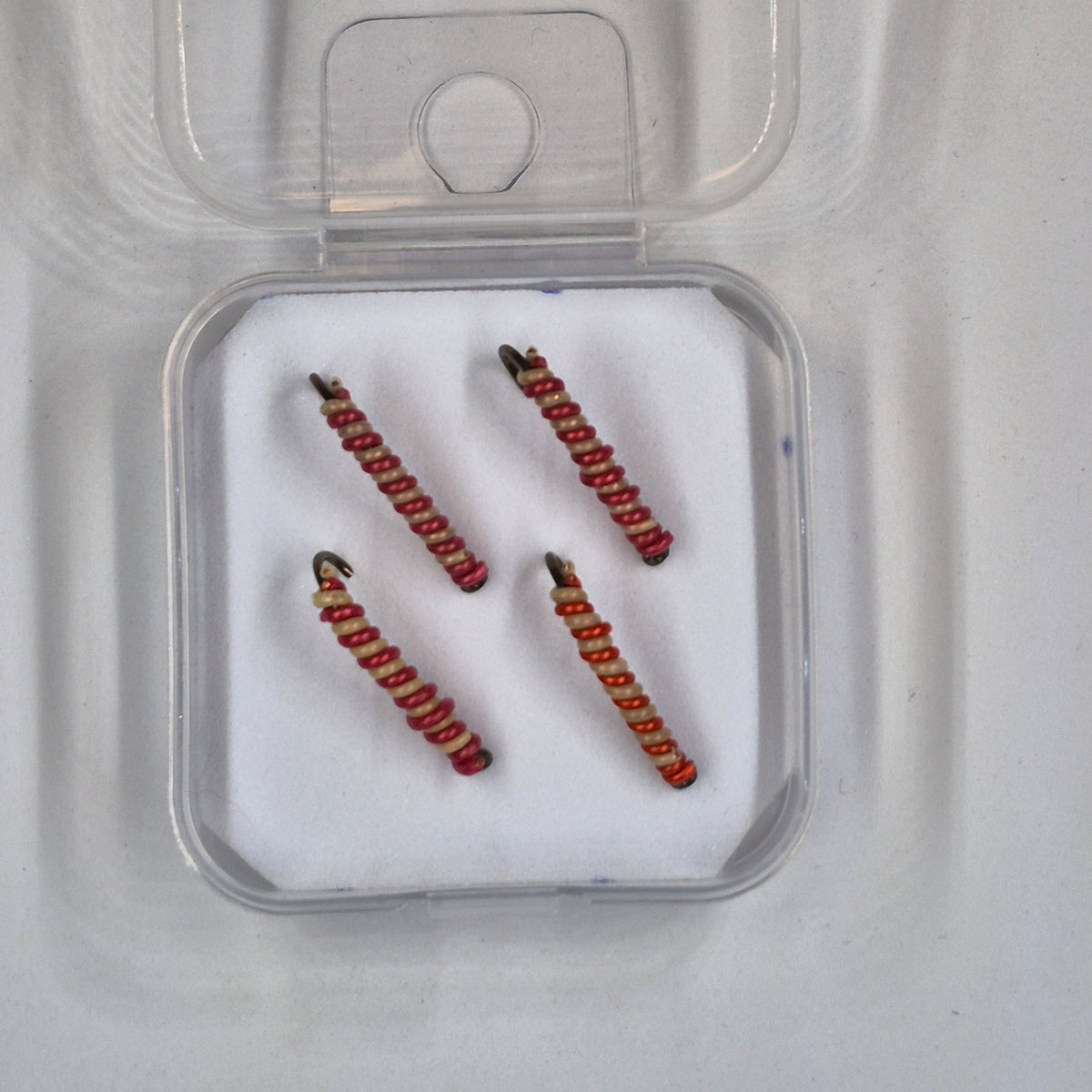 GTB Wire Worms Hook Size #6 4/pk