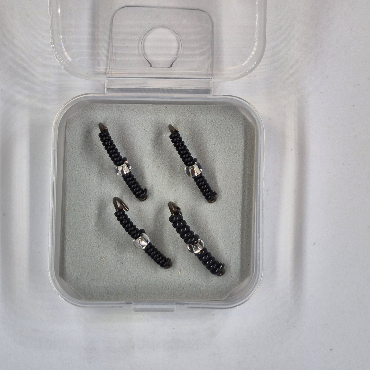 GTB Wire Worms Hook Size #6 4/pk